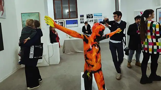 Venedik'te Sanata Iğdır Üniversitesi İmzası