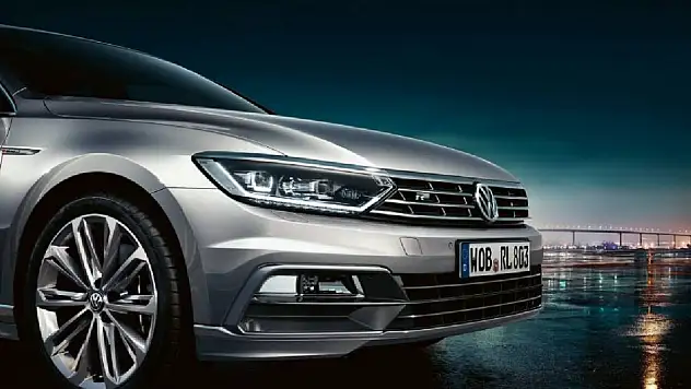 Volkswagen Passat, tek depoyla 2455 km rekoru ile otomotiv dünyasında şaşırttı!