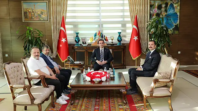 Yazar Hayati İnanç ve Ali Fuat Eker'den Bitlis Valisi Karakaya'ya Ziyaret