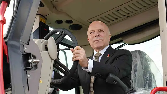 Yeni İlçe Müdürlerine Başarı Dileyen Çakmur, Destek İçin Bakan ve Vekillere Teşekkür Etti!