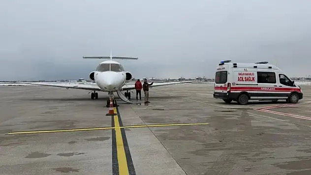 Yenidoğan bebek ambulans uçakla Konya'ya taşındı