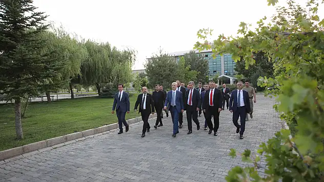 YÖK Başkanı Özvar'dan Ağrı İbrahim Çeçen Üniversitesine kritik ziyaret!