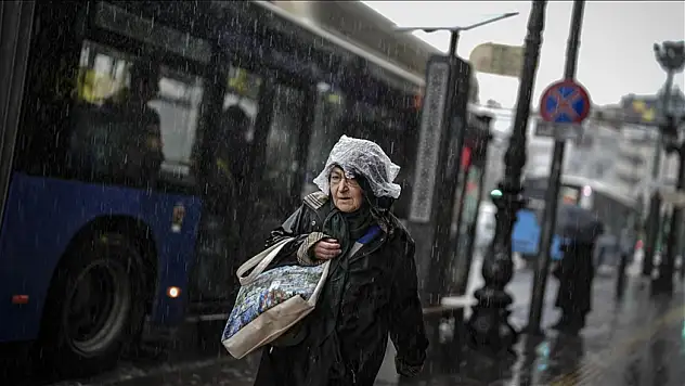 Yurtta hava bir ısınıp bir soğuyacak