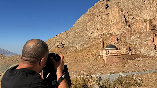 Yüzyıllara meydan okuyan tarih: Doğubayazıt'ın simgeleri