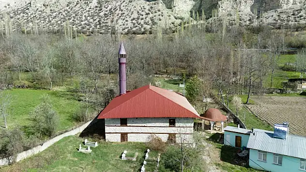 Yüzyıllardır ayakta duran ecdat yadigarı
