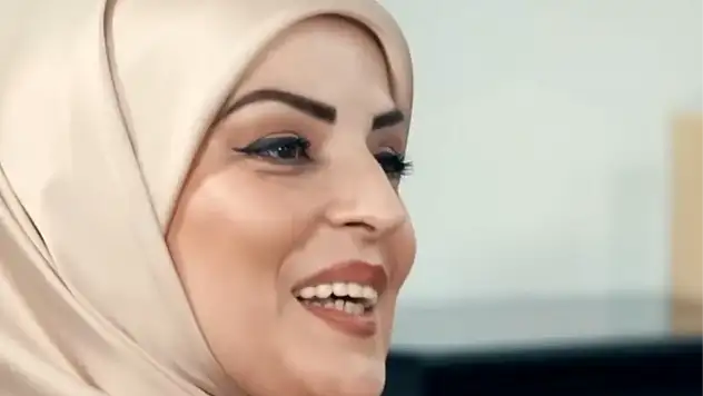 Zuhal Topal'la Yemekteyiz Aynur Hanım İnstagram Hesabı Nedir?