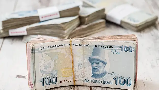 SGK'dan Emekli Maaşlarına Yeni Kesinti Düzenlemesi! Prim Borçları Aylıklardan Tahsil Edilecek