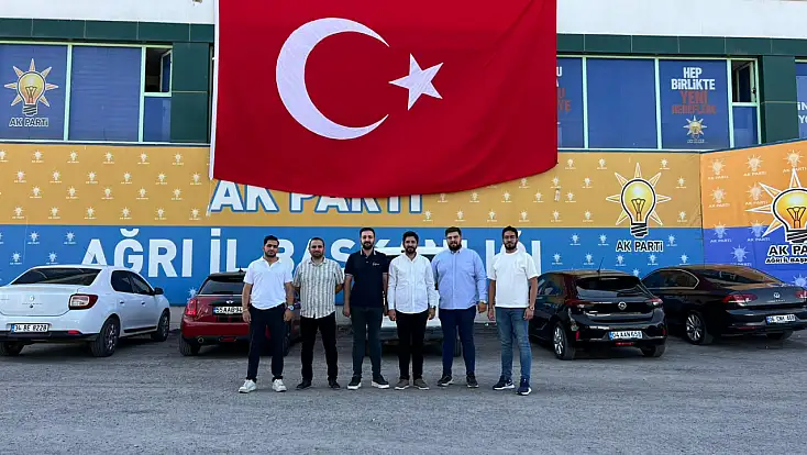 Ağrı AK Gençlik ailesi 'terörsüz Türkiye' için şanlı bayrağın altında buluştu