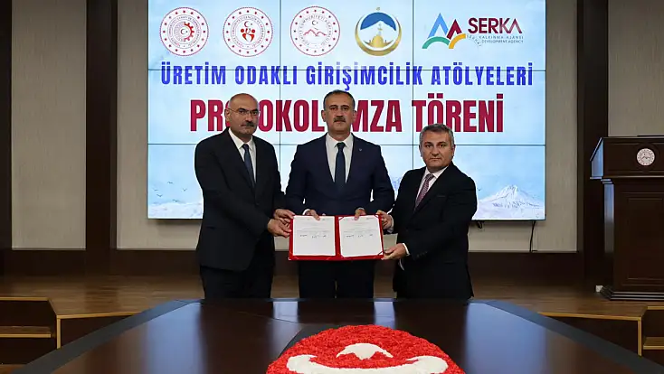 Ağrı'da 135 milyon liralık girişimcilik yatırımı için imzalar atıldı