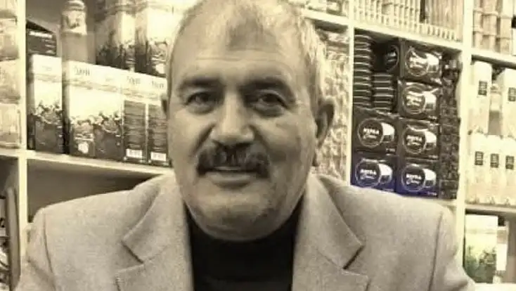 Ağrı’da 20 yaşındaki Emine Tayhan namaz kılarlen kalp krizi geçirdi