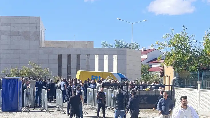 Ağrı’da ATSO seçimlerinde sandık heyecanı sürüyor
