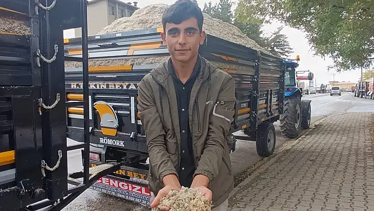 Ağrı’da besicilerin kışlık yem telaşı başladı! Şeker pancarı posasının tonu 2 bin TL