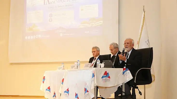 Ağrı’da ilahiyat dünyası buluştu: Ahmed-i Hânî Sempozyumu başladı