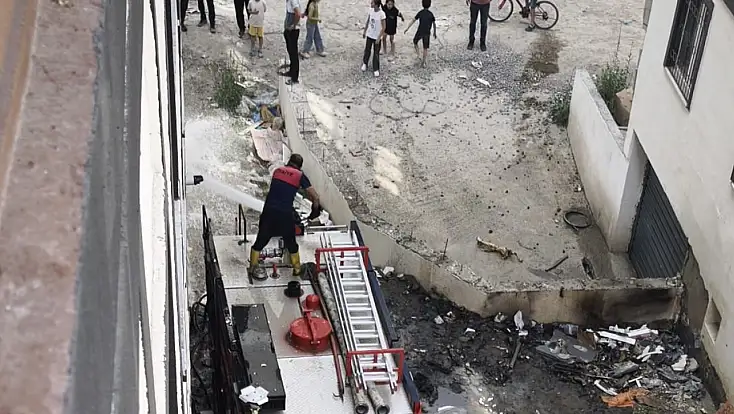 Ağrı’da inşaat alanında yangın çıktı