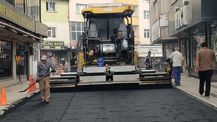 Ağrı’da İş Merkezi çevresi yenilendi! Trafik tek yöne alındı