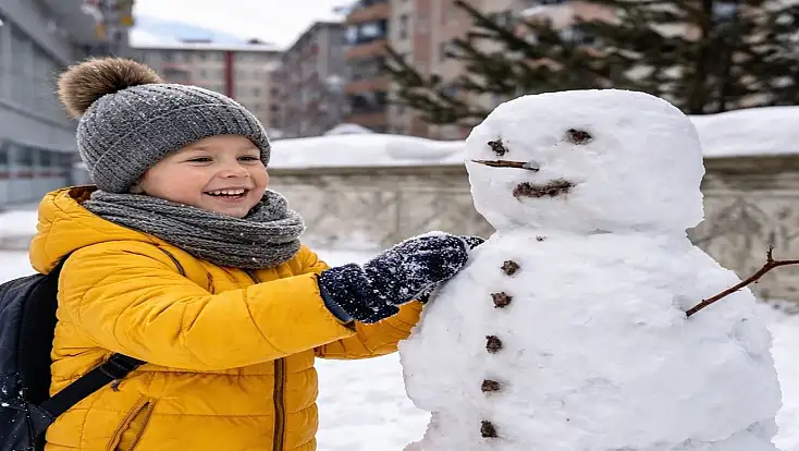 Ağrı’da kar ve buzlanma alarmı: Eğitime 1 gün ara verildi!