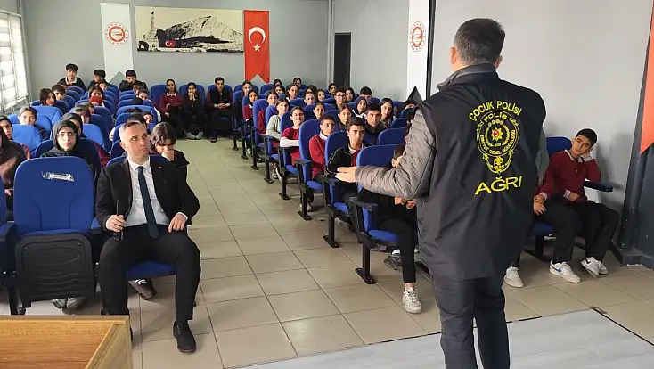 Ağrı’da polislerden 914 öğrenciye güvenlik eğitimi verildi