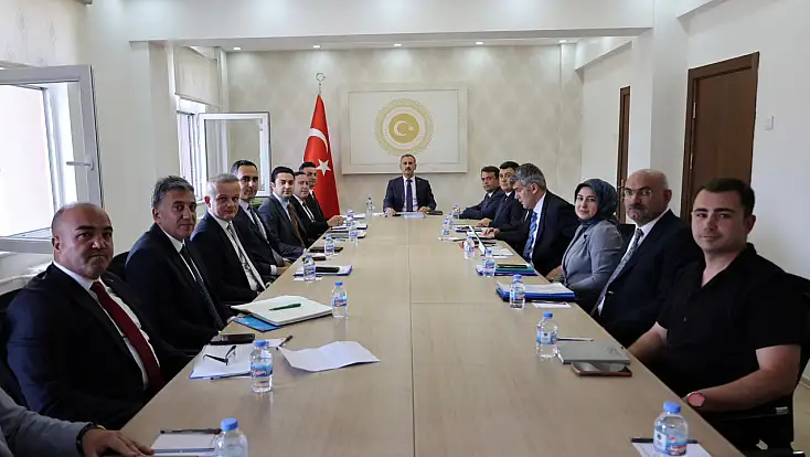 Ağrı'da yatırımlar ve kamu hizmetleri masaya yatırıldı