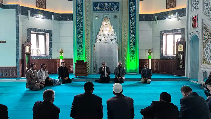 Ağrı’dan kutsal topraklara gidecek umrecilere eğitim verildi