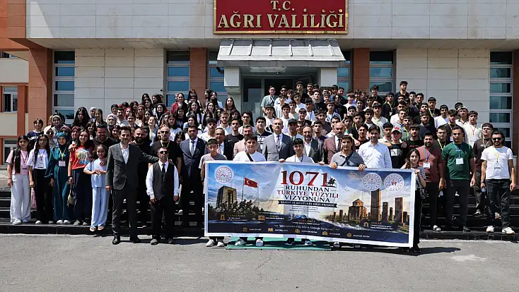 Ağrı’dan son öğrenci kafilesi tarih ve medeniyet yolculuğuna çıktı