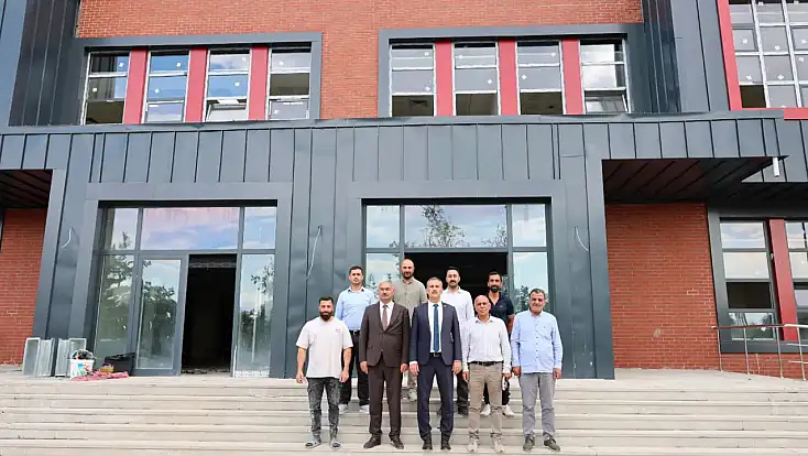 Ağrı İl Halk Kütüphanesi açılışa hazırlanıyor