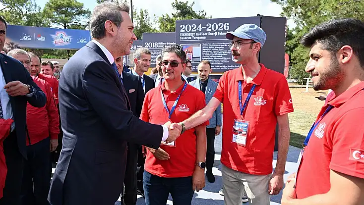 AİÇÜ’nün TEKNOFEST başarısı Bakan Bayraktar’ın gündemine taşındı