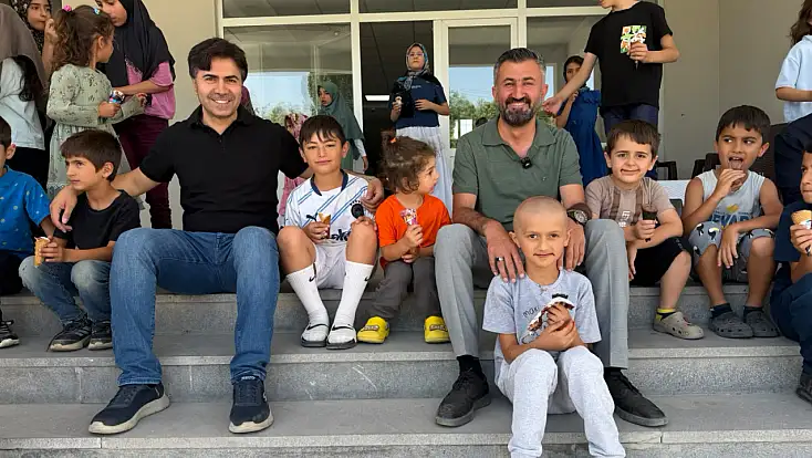 Bir öğrencinin mesajı yetti, İlhami Yıldız soluğu okulda aldı