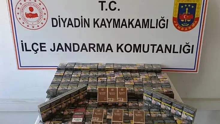 Diyadin’de çekicide kaçak sigara ele geçirildi