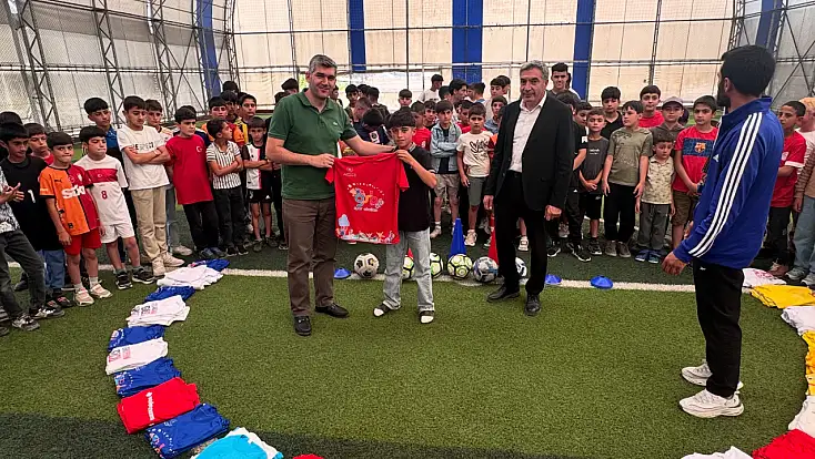Diyadin'de yaz spor okulları coşkuyla başladı