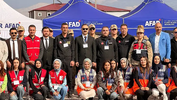 Doğubayazıt’ta ekipler yangın, kimyasal tehlike ve göçe karşı harekete geçti