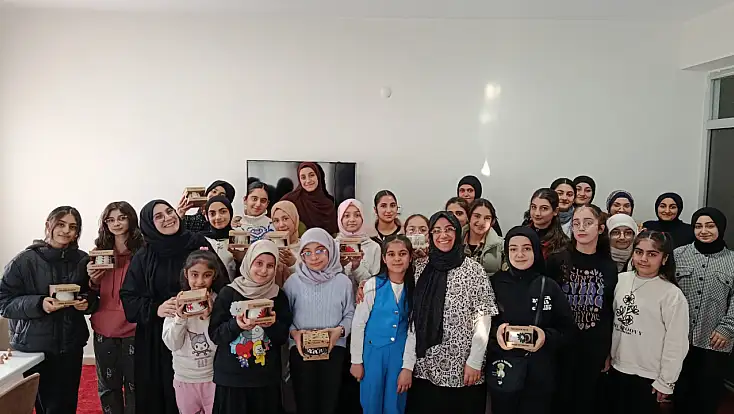 Doğubayazıt’ta gençler aynı kampta buluştu