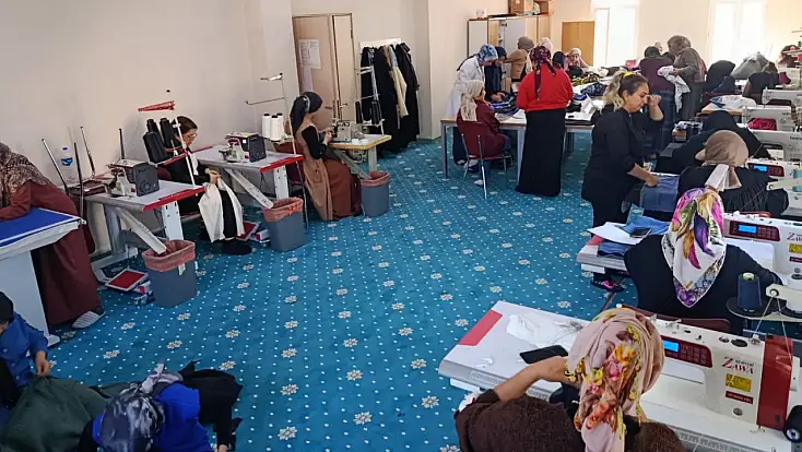 Doğubayazıt’ta kadınlara meslek kapısı açan kurslar başladı