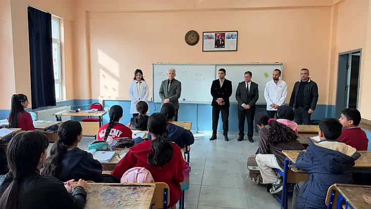 Doğubayazıt’ta Maarif Modeli sınıflarda incelendi