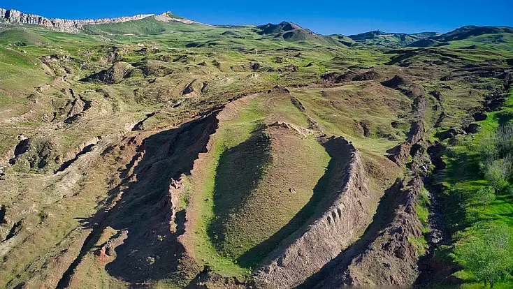 Gana’da tufan alarmı! “Modern Nuh” sekiz gemi yapıyor