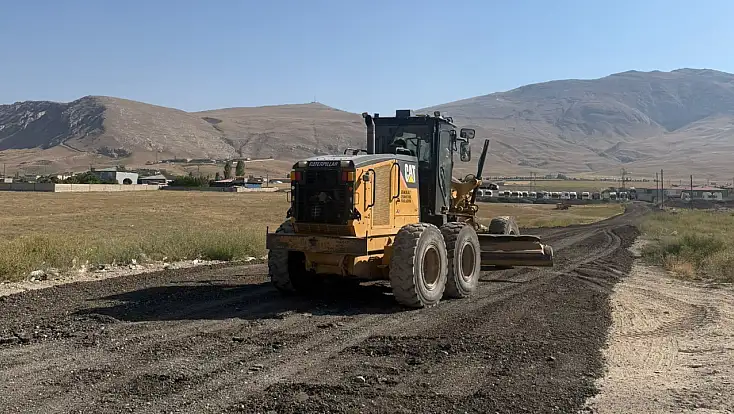 Gürbulak Köyü’nün sorunlarını muhtar devlet-millet iş birliği ile çözüyor