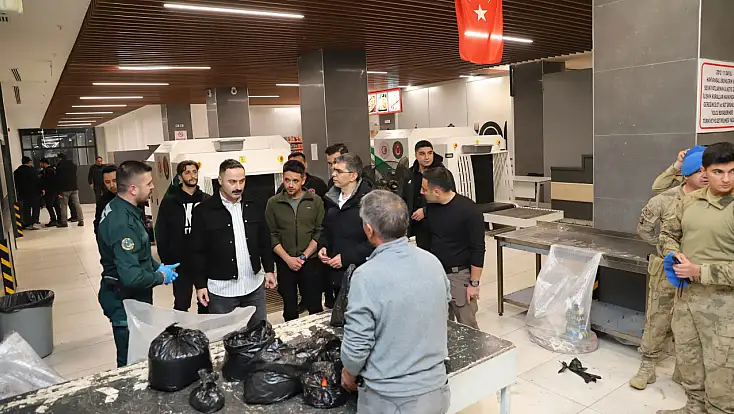 Gürbulak Sınır Kapısı’nda yolcu geçişleri mercek altına alındı