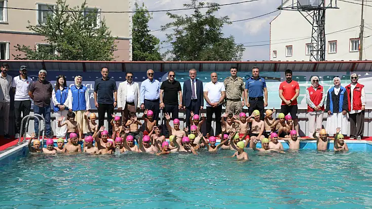 Hamur'da yaz sporla geçiyor