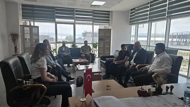 İl Sağlık Müdürü Acu, sorumlu hekimlerle sağlık hizmetlerini değerlendirdi