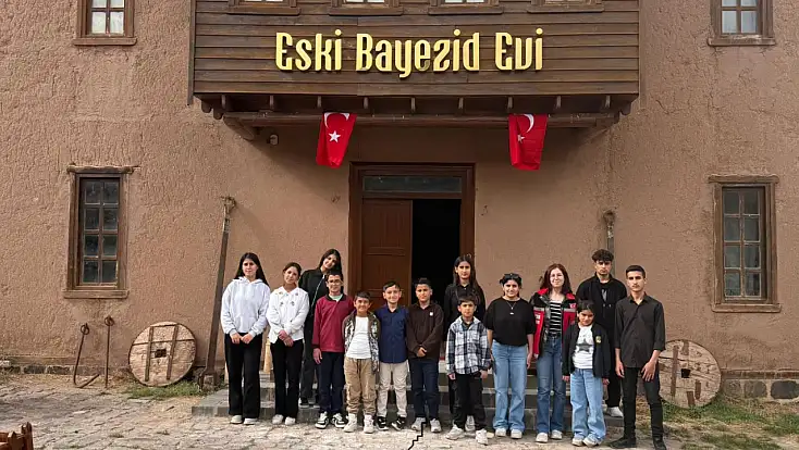 İshak Paşa Sarayı’nı ilk kez gören Tutaklı çocuklar şaşkınlıklarını gizleyemedi