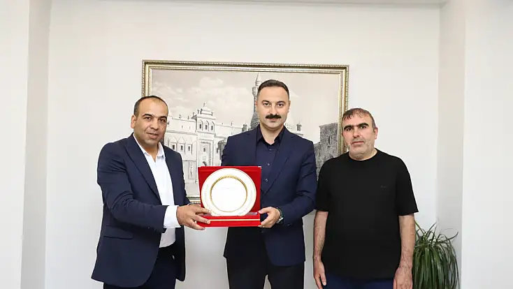 Karaköse Haber’den Doğubayazıt Kaymakamı Mustafa Ayvat’a başarı dileği