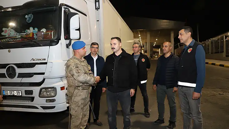 Kaymakam Ayvat Gürbulak’ta TIR yoğunluğunu denetledi