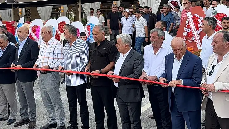Laos Coffee Roastery Ağrı’da seviyeyi yükseltti
