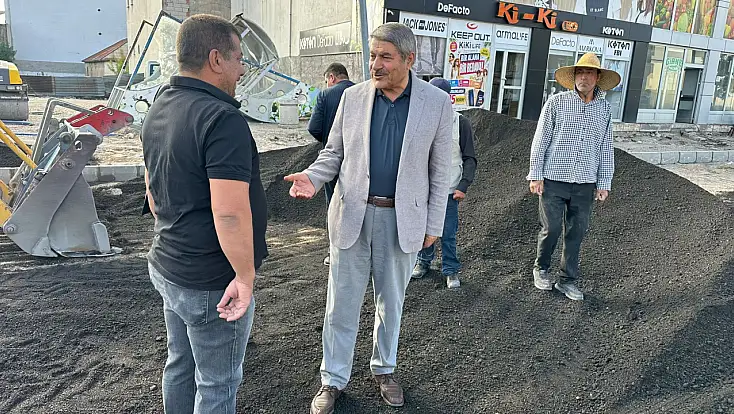 Patnos’ta Atatürk Mahallesi’nin yolları yenileniyor