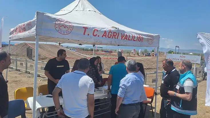 Şampiyona alanında sağlıklı yaşam için bilgilendirme yapıldı