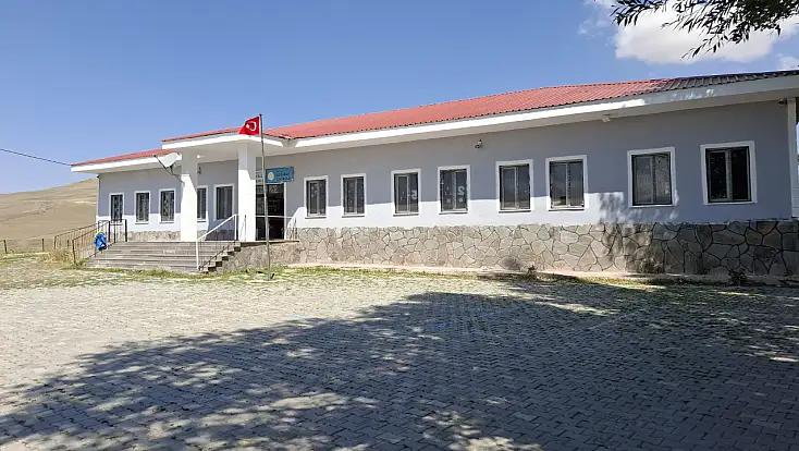 Taşlıçay’da Çöğürlü İlkokulu ve Ortaokulu yeni eğitim yılına hazır