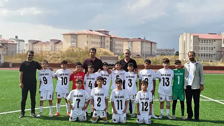Taşlıçay’ın minikleri AGAH’ta hız kesmiyor