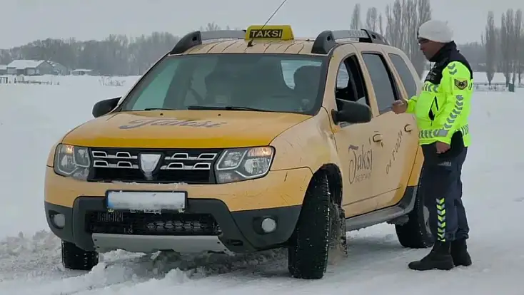 Yoğun kar beklentisi Ağrı’da tedbirleri beraberinde getirdi