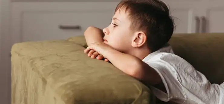 Çocuğunuz ismiyle seslendiğinizde bakmıyorsa dikkat