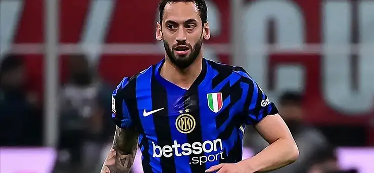 Hakan Çalhanoğlu sakat mı? İşte muhtemel ilk 11  Inter-Lecce maçı hangi kanalda, saat kaçta?