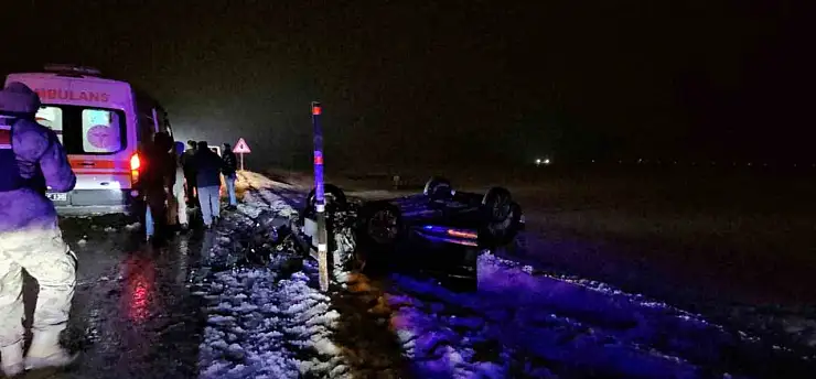 Muş-Erzurum yolunda otomobil takla attı